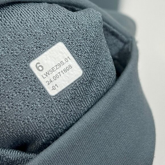 Lululemon Groove Super-High-Rise Flared Pant Nulu Chambray - Picture 11 of 11